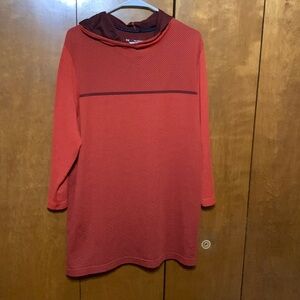 Under Armour- Men’s Heatgear Fitted Quarter Length Sleeves Shirt (2XL)